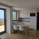 Mirador De *